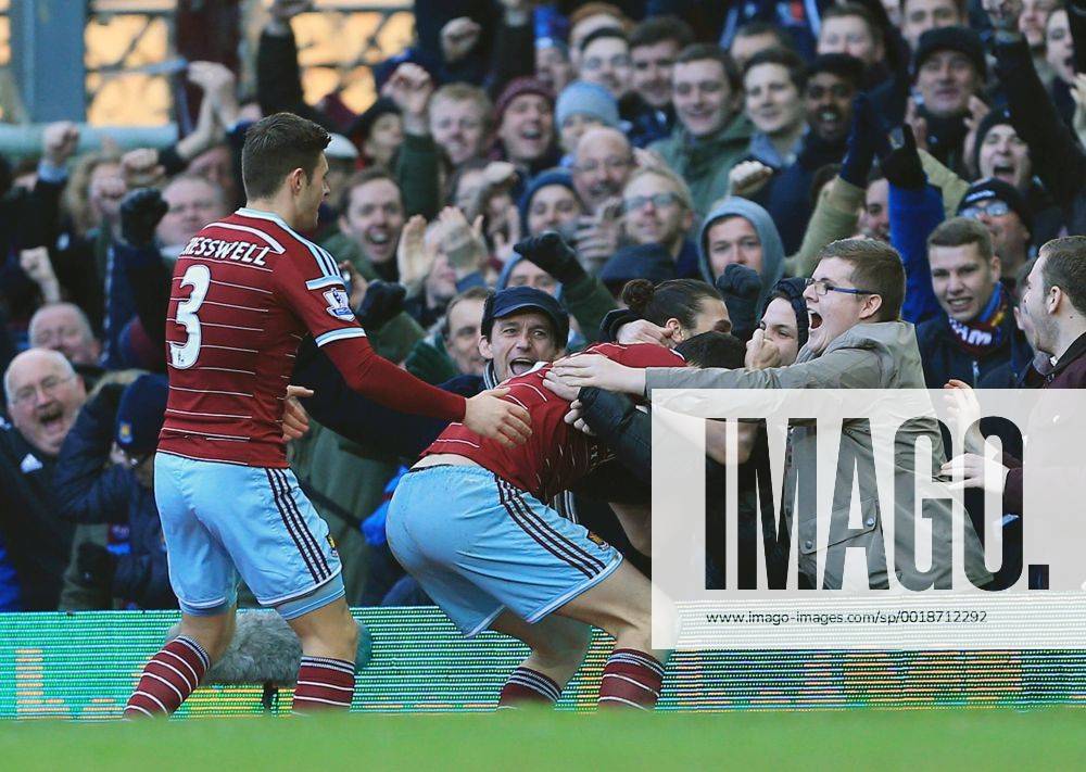 West Ham s Andy Carroll celebrates scoring his sides opening goal Barclays Premier League - West Ham United vs Hull City - Upton Park - England - 18th January 2015 - Picture David Klein Sportimage .
