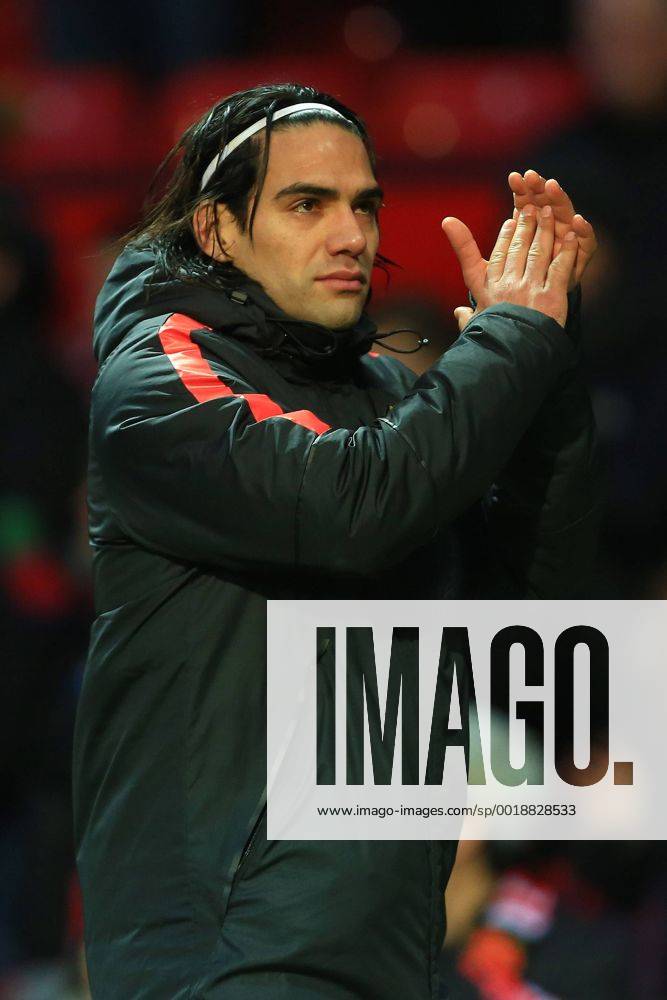 Radamel Falcao of Manchester United ManU applauds the fans - Manchester United vs. Leicester City - Barclay s Premier League - Old Trafford - Manchester - 31 01 2015 .