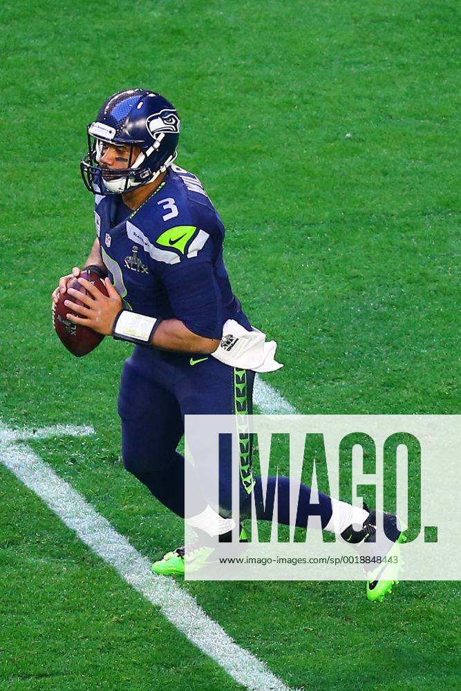 01 FEB 2015: Seattle Seahawks Quarterback Russell Wilson (3) during the second quarter of Super Bowl XLIX. The New England Patriots defeat the Seattle Seahawks 28-24 in Super Bowl XLIX at University of Phoenix Stadium in Glendale Arizona.New England Patriots Quarterback Tom Brady (12) was also named the game MVP. NFL American Football Herren USA FEB 01 Super Bowl XLIX - Patriots v Seahawks Icon020115088
