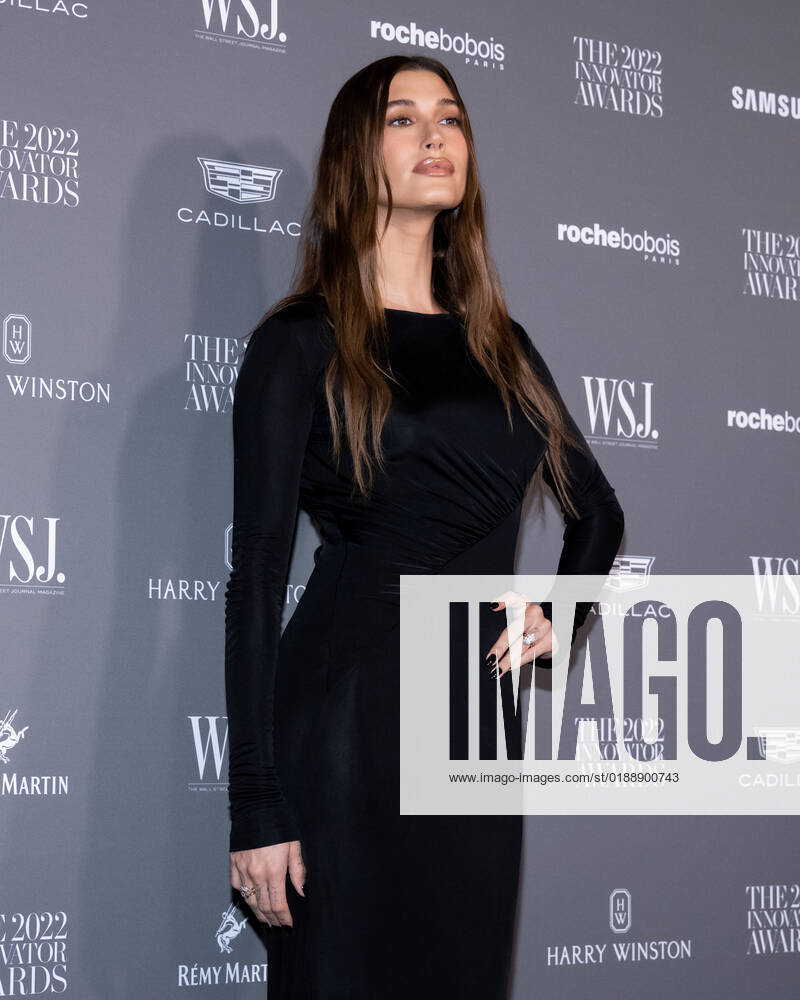 Hailey Bieber arrives on the red carpet for the WSJ. Magazine Innovator Awards at the Museum of Modern Art in New York City on Wednesday, November 2, 2022. 1 NYP20221102525 GabrielexHoltermann