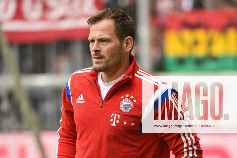 Samstag 14.02.2015, 1. Bundesliga, Saison 2014 2015, 21. Spieltag , FC Bayern Muenchen - Hamburger SV, Hamburg, HSV, Toni Tapalovic (Fitnesstrainer FC Bayern Muenchen) DeFodi09-503-00467