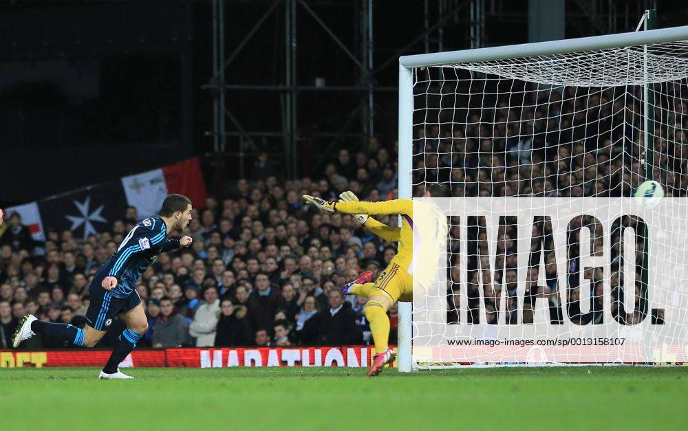 Chelsea s Eden Hazard scoring his sides opening goal Barclays Premier League - - West Ham United vs FC Chelsea United - Upton Park - England - 4th March 2015 - Picture DavidxKlein Sportimage .