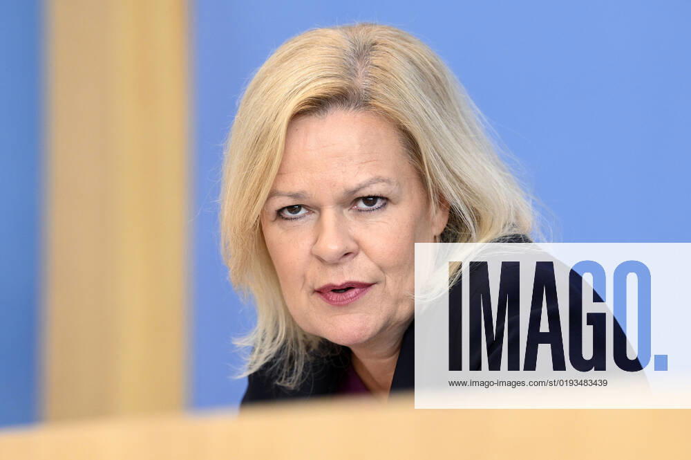 Nancy Faeser bei der Bundespressekonferenz zur Sicherheit und Kriminalität in Deutschland (SKID) im Haus der Bundespressekonferenz. Berlin