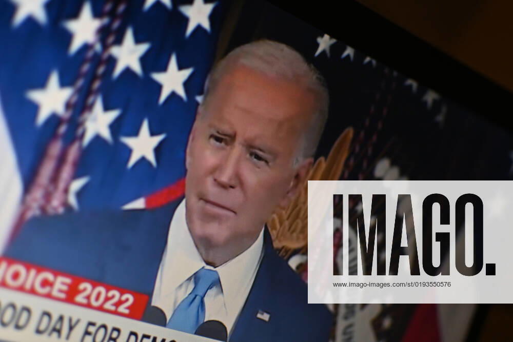 President Joe Biden speaks on midterm elections results. Live broadcast on CNN TV channel. Clermont-Ferrand, November 9, 2022. Clermont Ferrand France - ZUMAf173 20221109_zip_f173_017