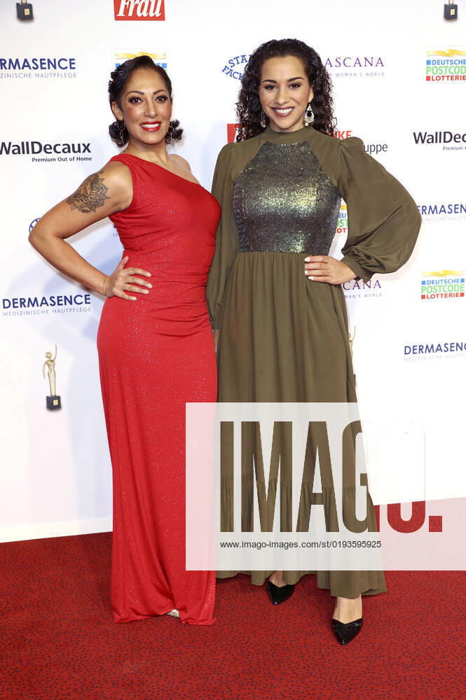 Jessica Wahls und Nadja Benaissa von den No Angels bei der 15. Verleihung der Goldenen Bild der Frau 2022 im Stage Theater Neue Flora. Hamburg