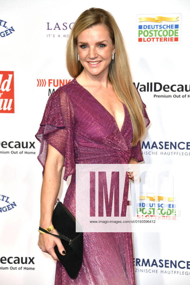 Kim-Sarah Brandts bei der 15. Verleihung der Goldenen Bild der Frau 2022 im Stage Theater Neue Flora. Hamburg