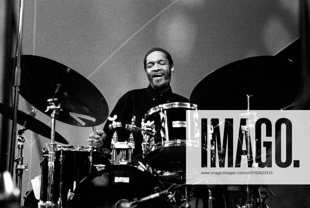 Billy Higgins, Brecon Jazz Festival, Powys, Wales, August 2000. Artist: Brian O Connor.