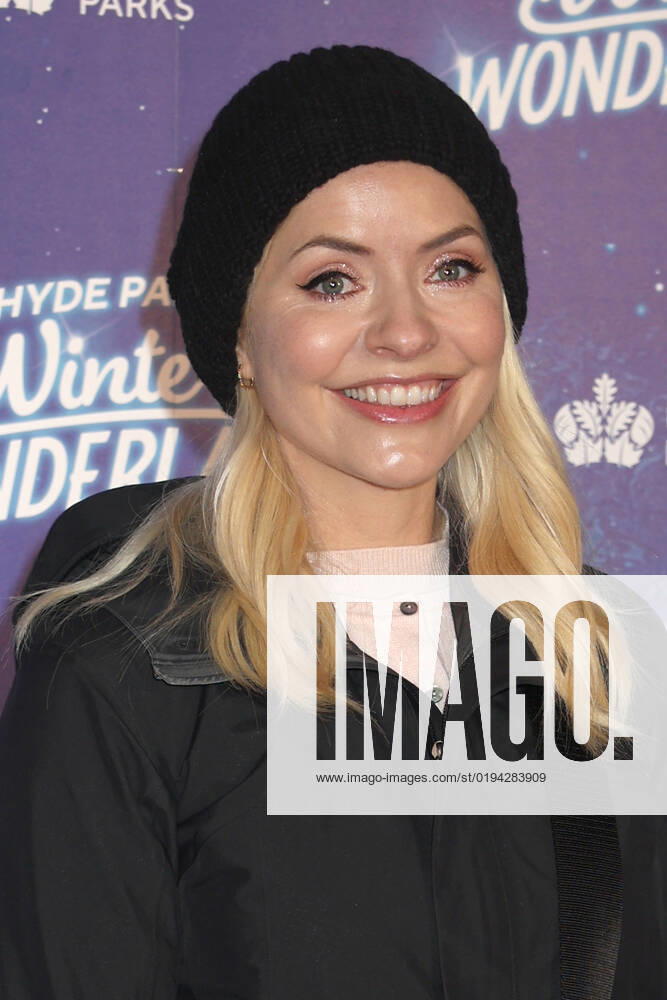Holly Willoughby attends the Hyde Park Winter Wonderland 2022 VIP Preview Night in London. NOVEMBER 17th 2022 CMYx22482