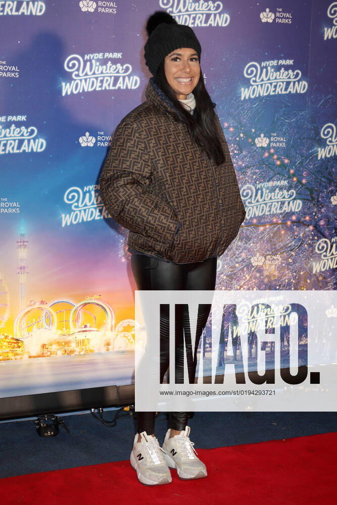 Heather Watson attends the Hyde Park Winter Wonderland 2022 VIP Preview Night in London. NOVEMBER 17th 2022 CMYx22482