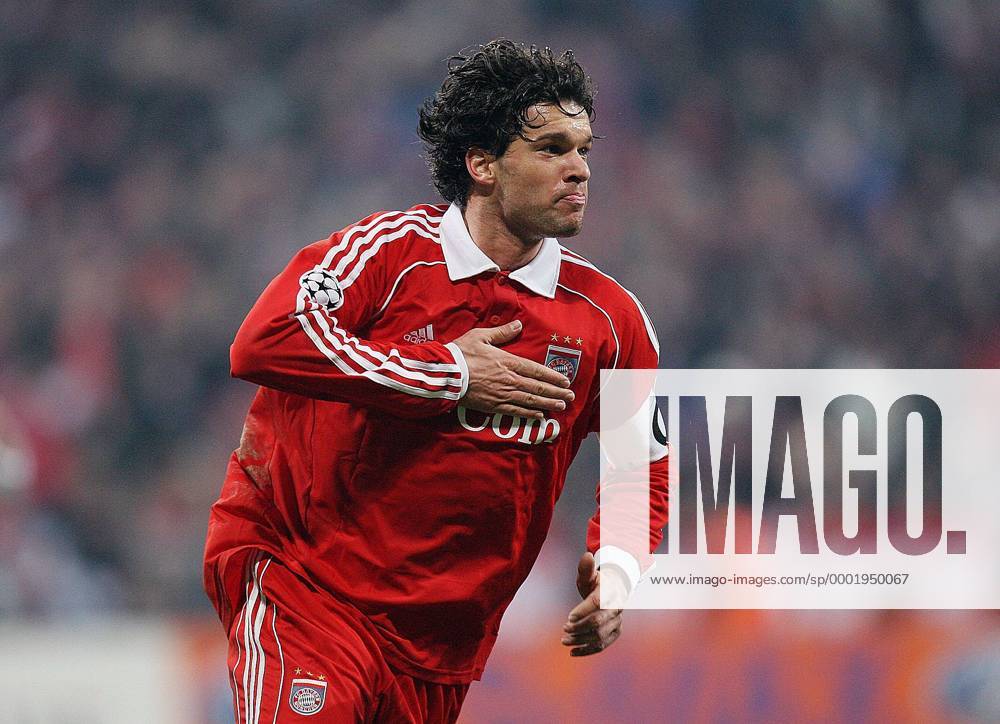 Michael Ballack (Bayern) - Torjubel Fußball EC 1 Herren Champions League 2005 2006, Achtelfinale, FC Bayern München Einzelbild München Freude,