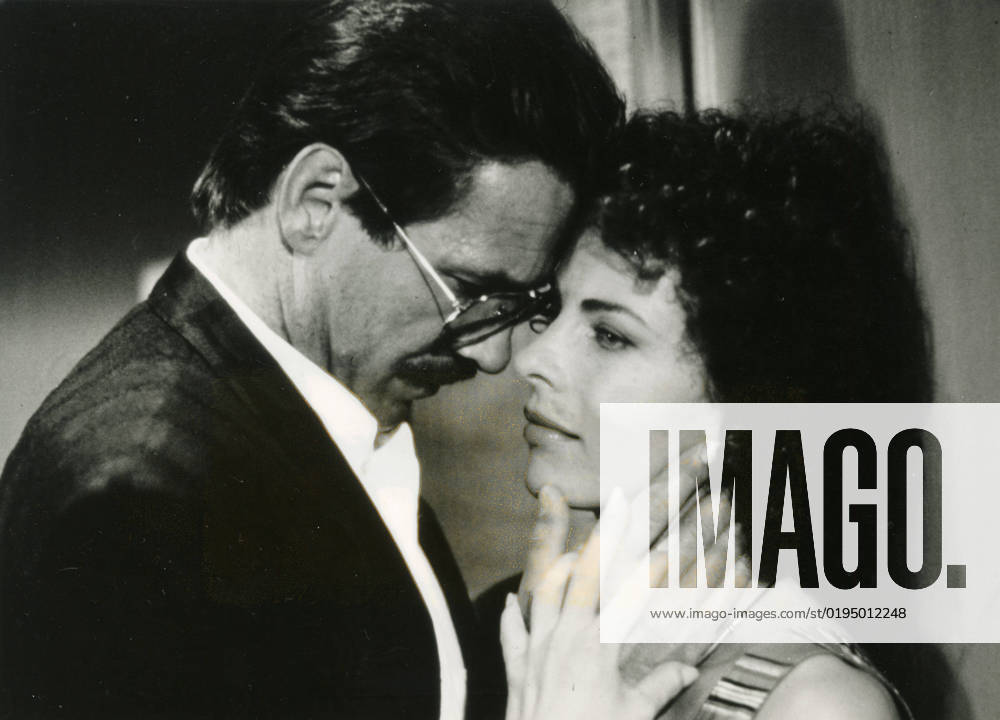 German actors Gotz George and Gudrun Landgrebe in the movie The Cat (Die Katze), Germany 1988