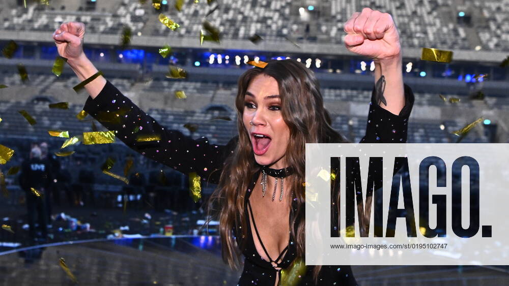 STOCKHOLM 20221125 Nike Sellmar wins Friday nights final in Idol in Tele2 Arena Stockholm Sweden
