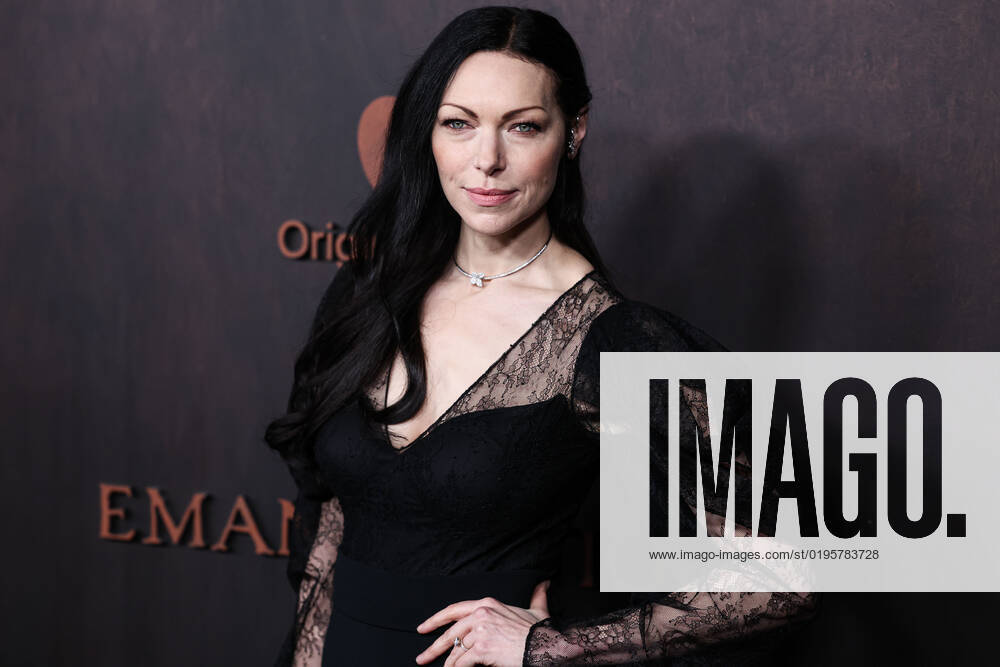 Los Angeles Premiere Of Apple Original Films Emancipation American actress Laura Prepon wearing a Pamella Rolland jumpsuit, Stuart Weitzman shoes and Pascale Bruni jewelry arrives at the Los Angeles Premiere Of Apple Original Films Emancipation held at Regency Village Theatre on November 30, 2022 in Westwood, Los Angeles, California, United States. Regency Village Theatre, Westwood, Los Angeles, California California United States
