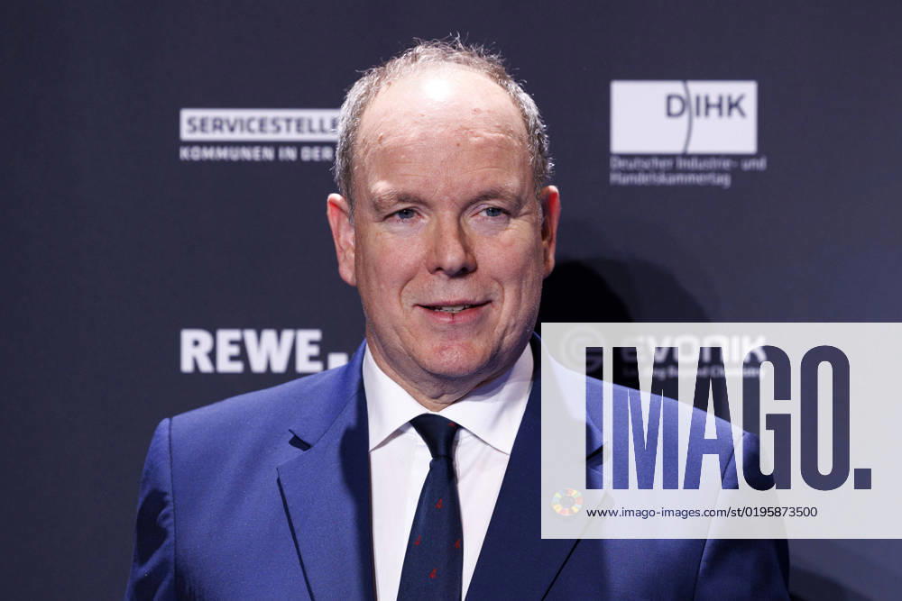 Fürst Albert II. von Monaco bei der Verleihung des 15. Deutschen Nachhaltigkeitspreises 2022 im Maritim Hotel. Düsseldorf, 02.12.2022 NRW Deutschland