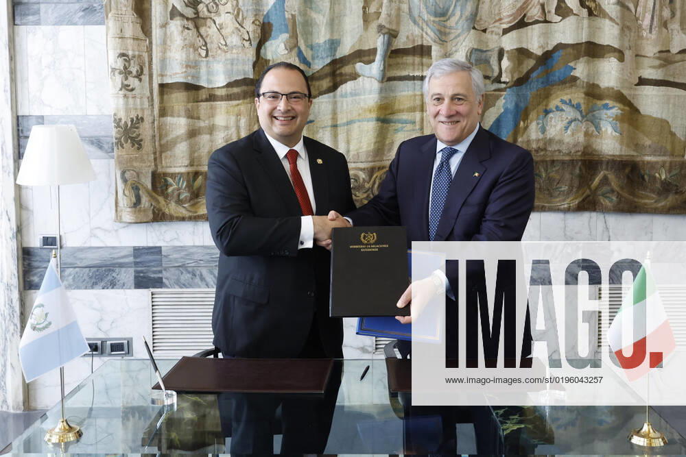 Italian Foreign Minister, Antonio Tajani (R), and his Guatemalan counterpart, Mario Adolfo Bucaro Flores, during a meeting at Farnesina Palace, in Rome, Italy, 05 December 2022. The two Ministers signed a memorandum on Political Dialogue to strengthen the relations of the two countries on immigration and trade. ANSA FABIO FRUSTACI Rome Italy - ZUMAa110 20221205_zaf_a110_002