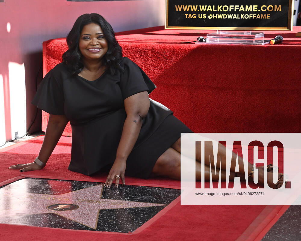 Actress Octavia Spencer touches her star during an unveiling ceremony honoring her with the 2,742nd star on the Hollywood Walk of Fame in Los Angeles on Thursday, December 8, 2022. LAP2022120804 JIMxRUYMEN