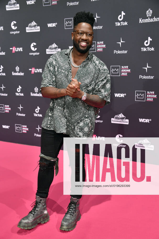 Kelvin Jones bei der 23. Verleihung der 1Live Krone 2022 in der Jahrhunderthalle. Bochum