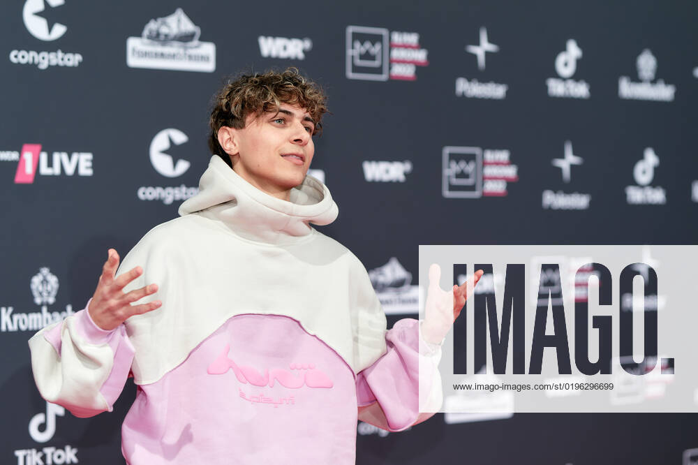 1LIVE Krone Verleihung in Bochum Lukas Rieger auf dem roten Teppich bei der Verleihung der 1LIVE Krone in der Jahrhunderthalle in Bochum.