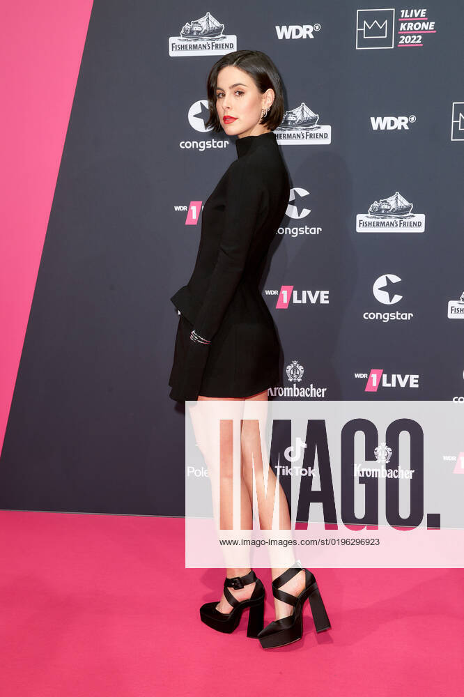 1LIVE Krone Verleihung in Bochum Lena Meyer-Landrut auf dem roten Teppich bei der Verleihung der 1LIVE Krone in der Jahrhunderthalle in Bochum.
