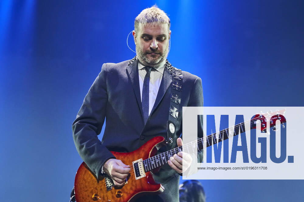 John Miles Jr. live bei der Night of the Proms 2022 in der ZAG Arena. Hannover
