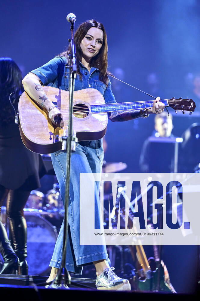 Amy Macdonald live bei der Night of the Proms 2022 in der ZAG Arena. Hannover