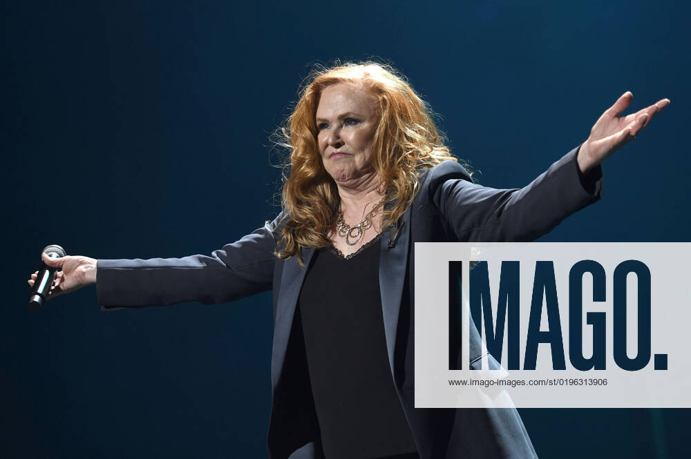 Carol Decker (T Pau) live bei der Night of the Proms 2022 in der ZAG Arena. Hannover
