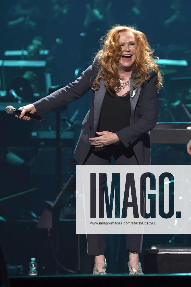 Carol Decker (T Pau) live bei der Night of the Proms 2022 in der ZAG Arena. Hannover