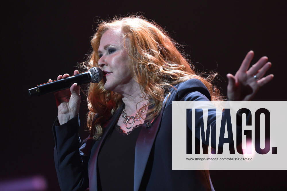 Carol Decker (T Pau) live bei der Night of the Proms 2022 in der ZAG Arena. Hannover