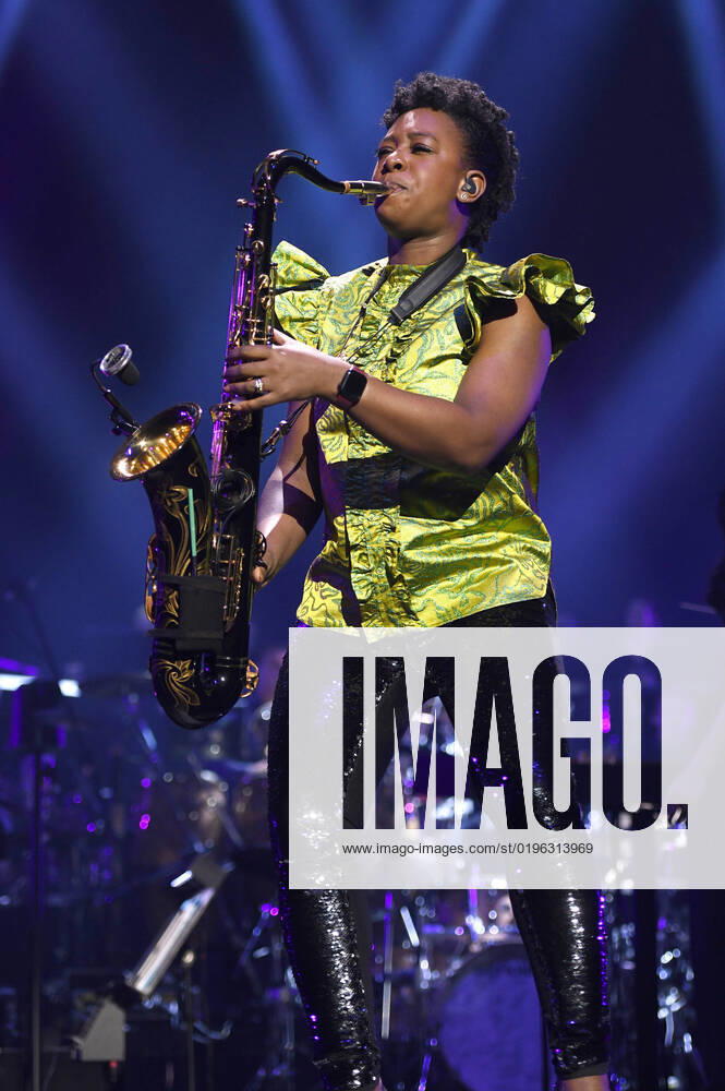 YolanDa Brown live bei der Night of the Proms 2022 in der ZAG Arena. Hannover