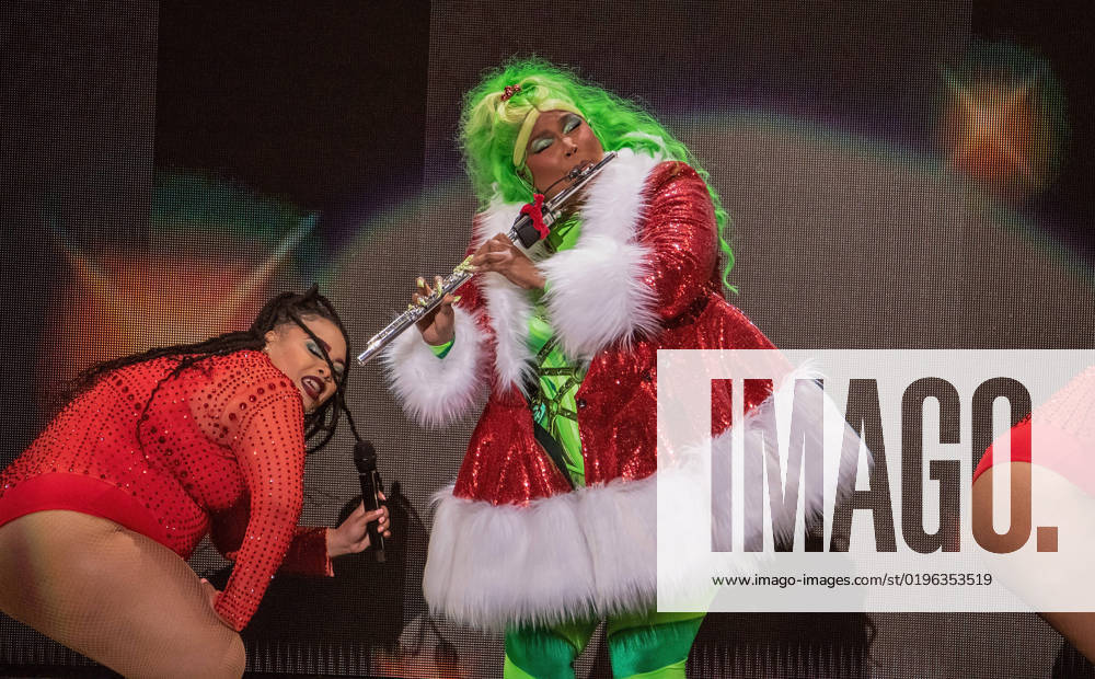Berühmte Feministinnen, Lizzo Bilder des Jahres 2022, Entertainment 12 Dezember December 9, 2022, New York, NY, USA: Lizzo New York USA - ZUMAs181 20221209_zea_s181_013