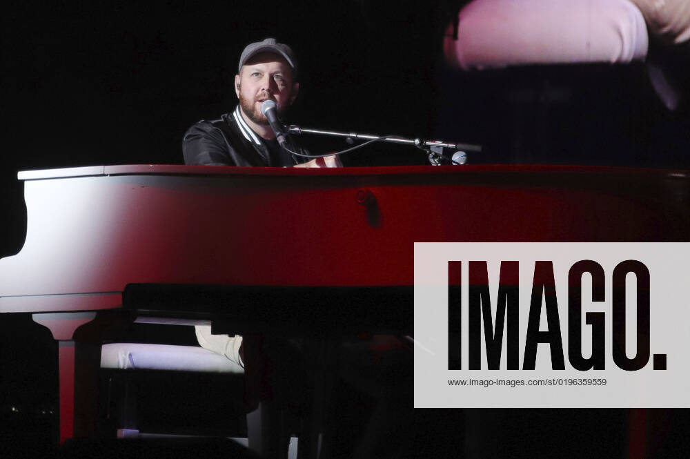 Matt Simons live bei der Night of the Proms 2022 in der Barclay Card Arena. Hamburg