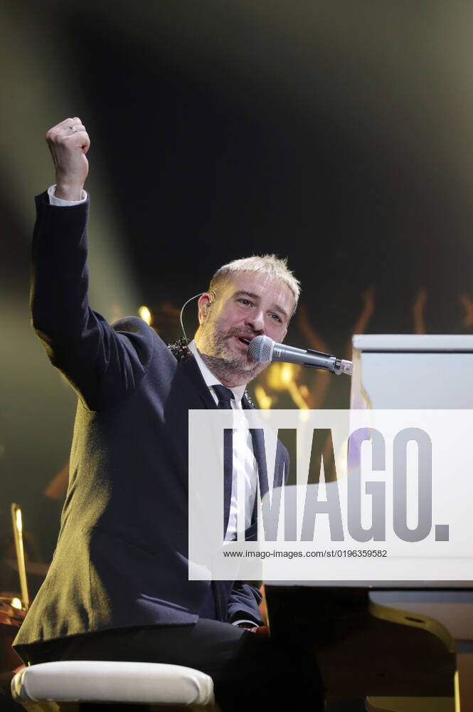John Miles Jr. live bei der Night of the Proms 2022 in der Barclay Card Arena. Hamburg