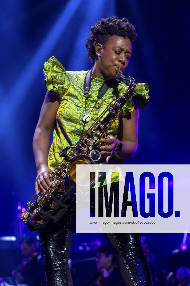 YolanDa Brown live bei der Night of the Proms 2022 in der ZAG Arena. Hannover