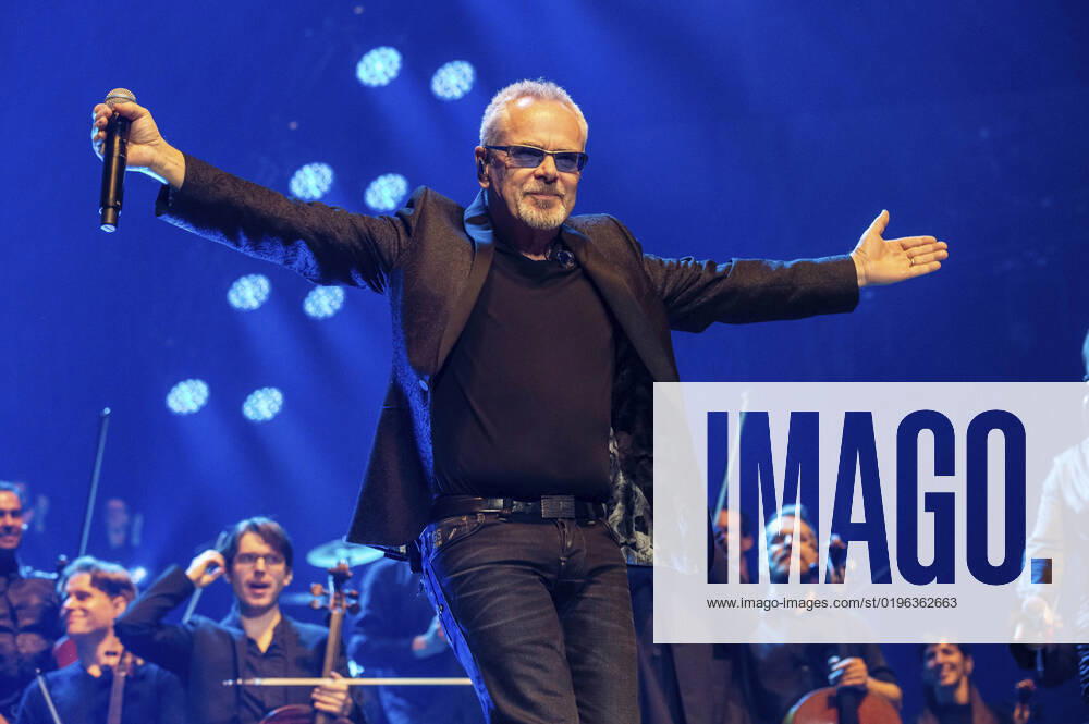 Nik Kershaw live bei der Night of the Proms 2022 in der ZAG Arena. Hannover