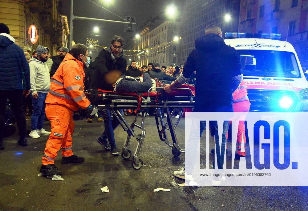 Milan - Stabbing occurred near Corso Buenos Aires during the celebrations of Morocco fans for their victory in the World Cup (in the photo, the doctors who help the stabbed man) Editorial Usage Only