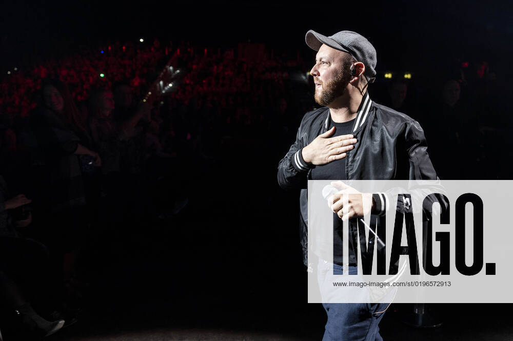 Matt Simons live bei der Night of the Proms 2022 in der Messehalle. Erfurt