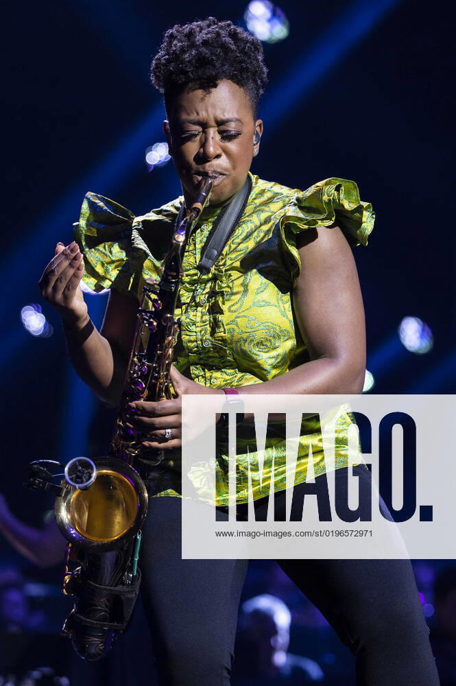 YolanDa Brown live bei der Night of the Proms 2022 in der Messehalle. Erfurt