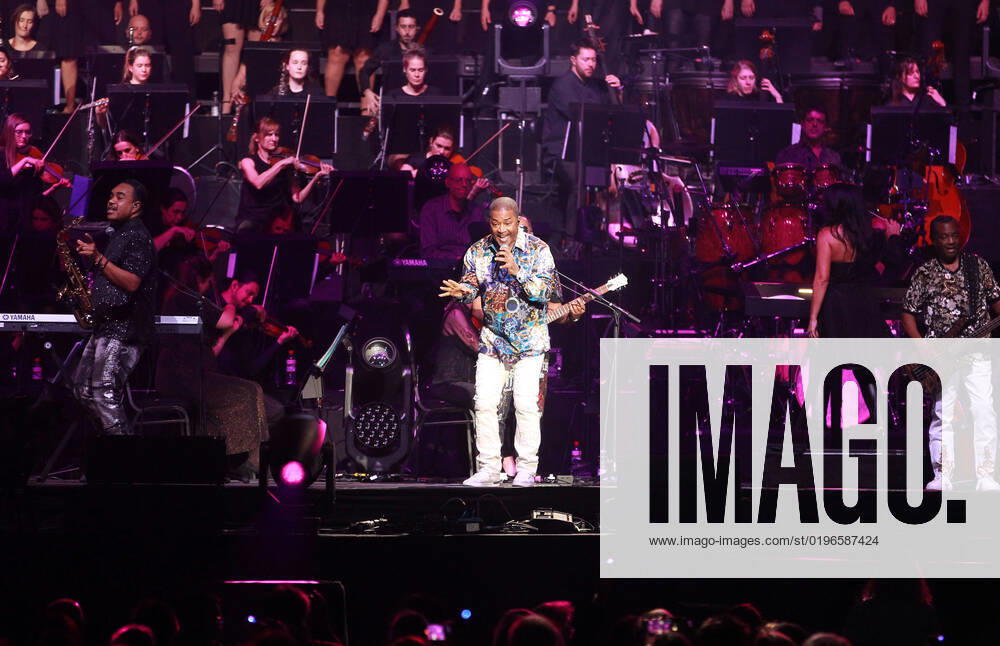 Night of the Proms 2022 13.12.2022, Erfurt, Messehalle, Night of the Proms 2022 Das Antwerp Philharmonic Orchestra und der Chor Fine Fleur unter Leitung der Dirigentin Alexandra Arrieche begleiten die Stars im Bild: Kool & the Gang