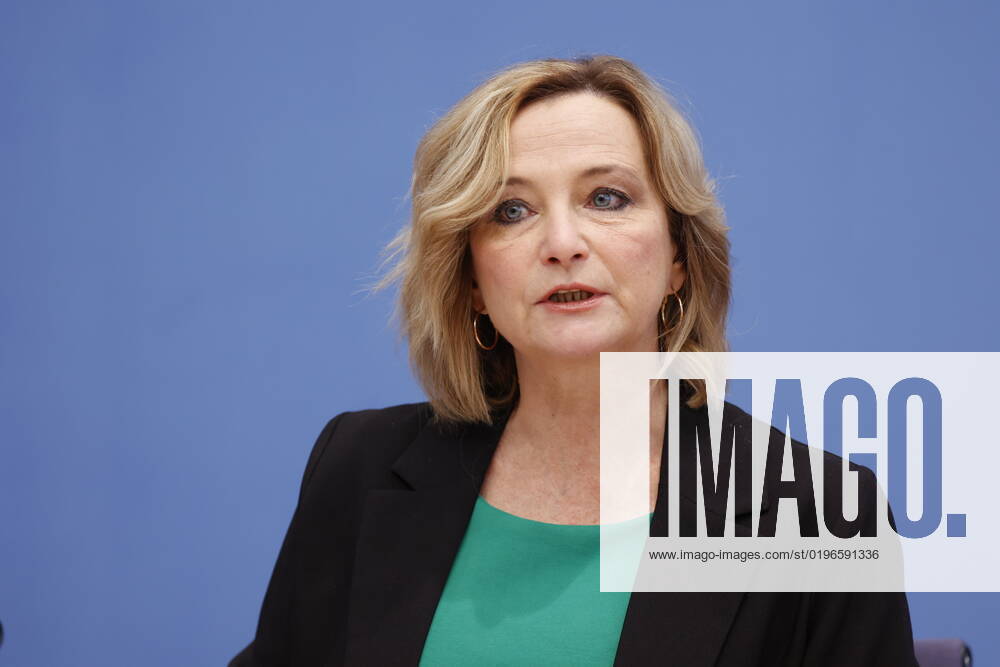 Deutschland, Berlin, Bundespressekonferenz, Thema: Ergebnisse des SVR-Integrationsbarometers 2022