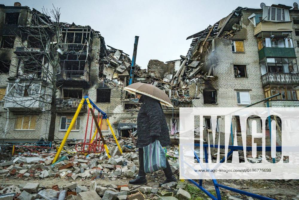 Destroyed building by a russian rocket strike in Sviatohirsk during the combats between ukrainian and russian armies in Donetsk region, Ukraine. Ukraine - ZUMAa131 20221217_zap_a131_001