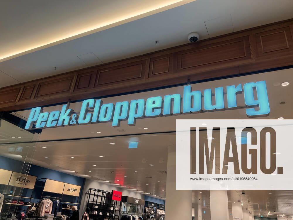 Außenwerbung des Bekleidungsgeschäfts Peek & Cloppenburg