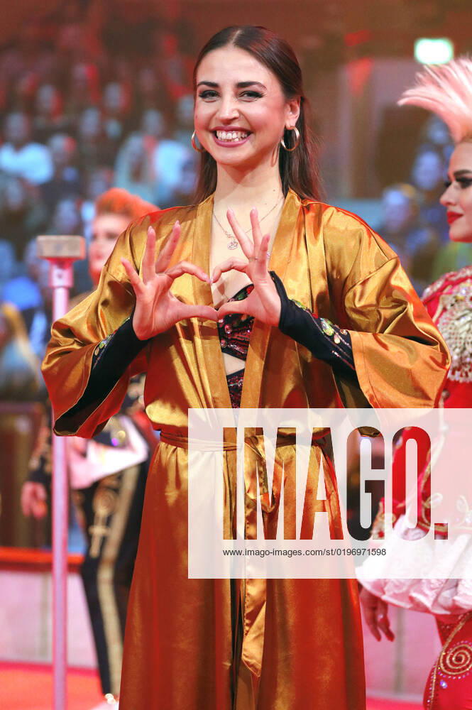 Ekaterina Leonova bei der Aufzeichnung der SAT.1-Sendung Stars in der Manege im Circus Krone Bau. München