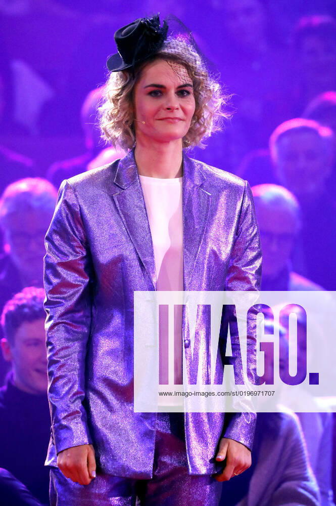 Hazel Brugger bei der Aufzeichnung der SAT.1-Sendung Stars in der Manege im Circus Krone Bau. München