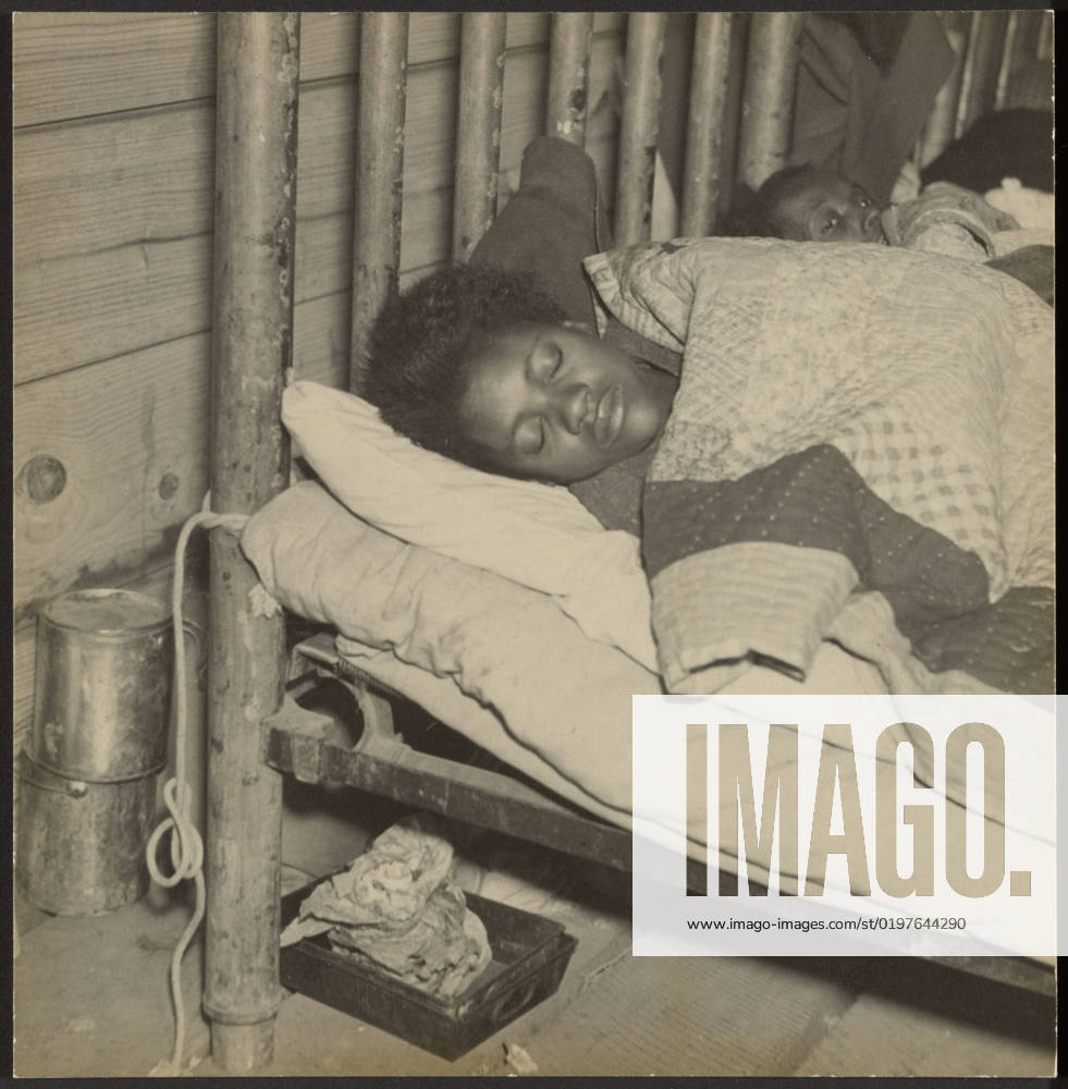 Flood Refugee, Forrest City, Arkansas. Walker Evans (American, 1903 - 1975)