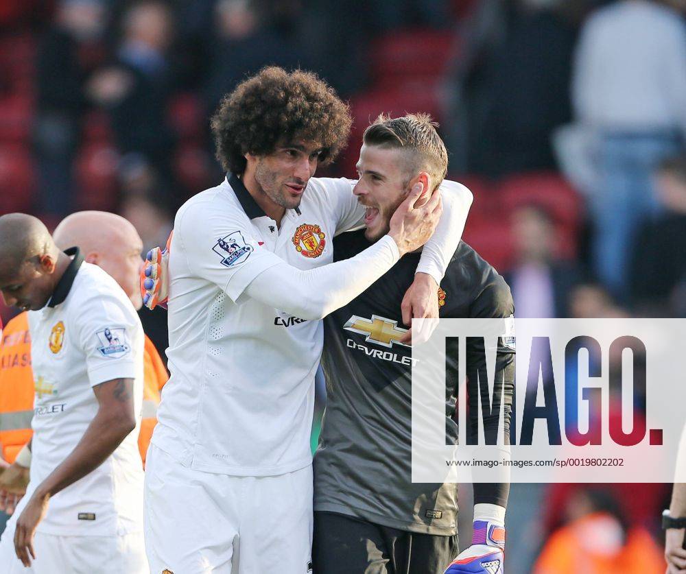 Manchester United ManU s Marouane Fellaini celebrates at the final whistle with David De Gea Barclays Premier League - Crystal Palace vs Manchester United- Selhurst Park - England - 9th May 2015 - Picture David Klein Sportimage .