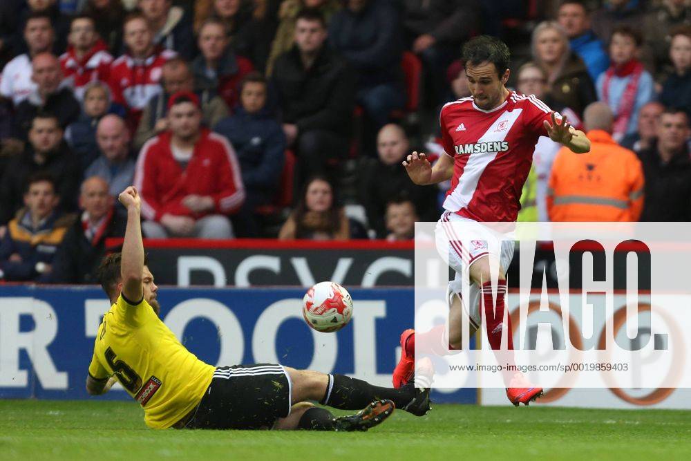 Kike of Middlesbrough skips past Harlee Dean of Brentford - Middlesbrough vs. Brentford - Skybet Championship - Play Off Second Leg - Riverside Stadium - Middlesbrough - 15 05 2015 Pic Philip Oldham Sportimage .