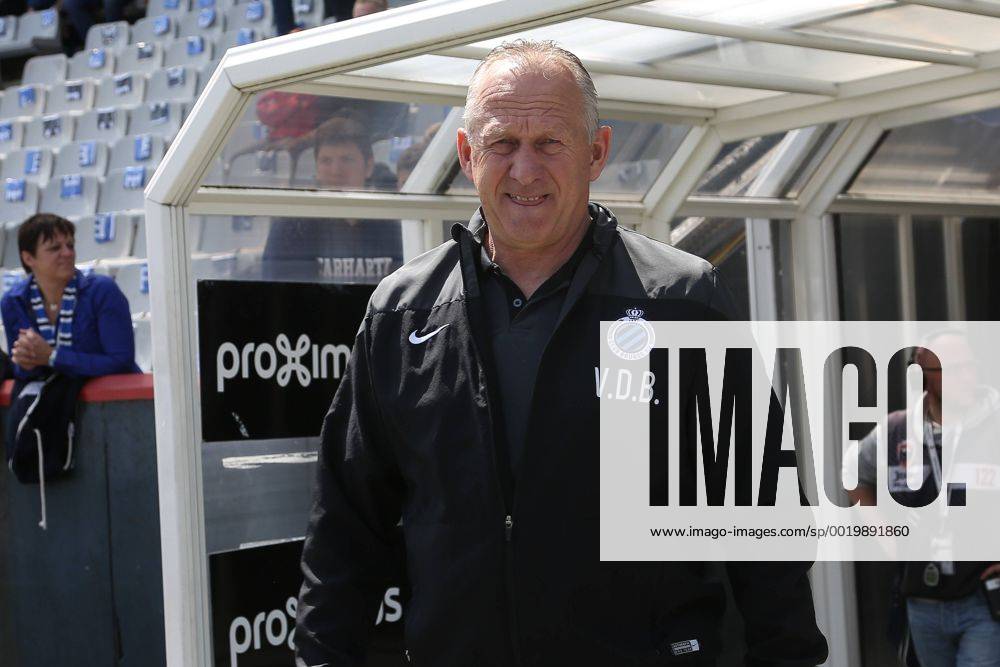 - BRUGGE, BELGIUM: Club s assistant coach Stan Van den Buijs pictured at the Jupiler Pro League match between Club Brugge KV and KAA Gent, in Brugge, Sunday 17 May 2015, on the eighth day of the Play-off 1. BRUNOxFAHY x04624900x