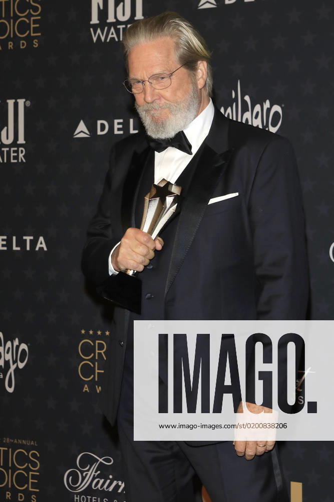 LOS ANGELES - JAN 15: Jeff Bridges at 2023 Critics Choice Press Room at the Fairmont Century Plaza on January 15, 2023 in Century City, CA Century City USA - ZUMAb170 20230115_zap_b170_139