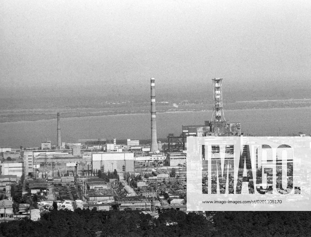Kiev Region, Ukrainian SSR, USSR. The view shows the Chernobyl Nuclear Power Plant after the accident. On April 26, 1986, an explosion occurred in the reactor no. 4 of the nuclear power plant during equipment tests after the shutdown of the reactor for the next scheduled preventive maintenance. Valery Zufarov TASS 4458699