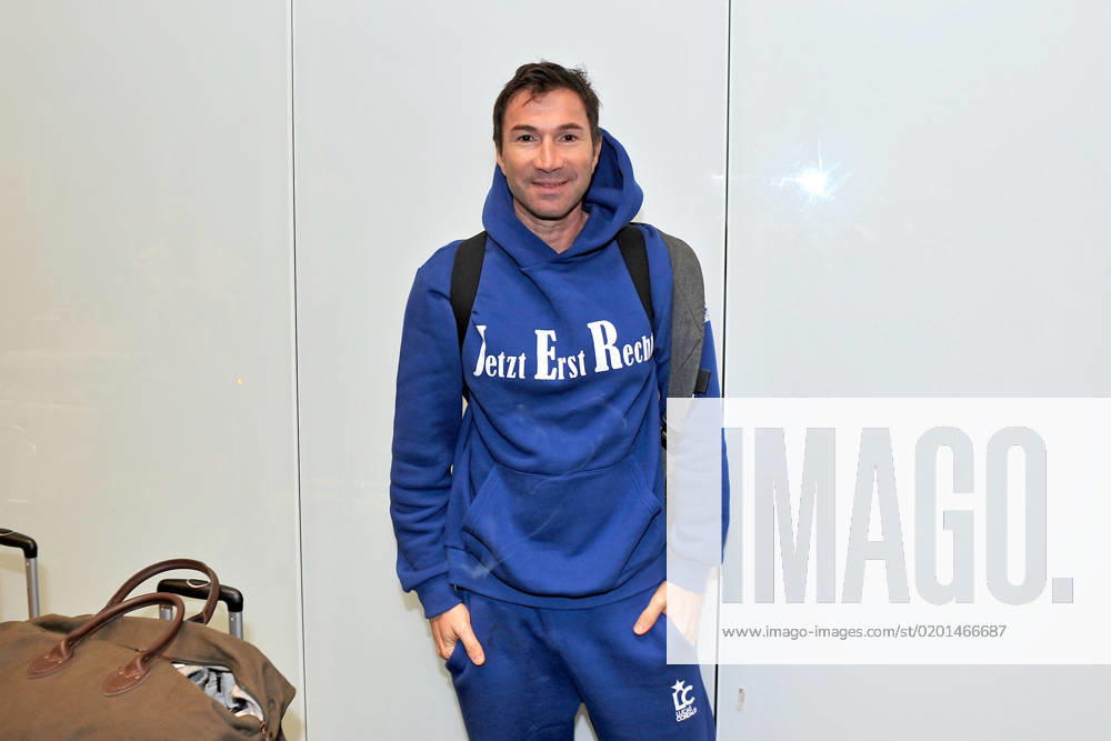 RTL - Dschungelcamp 2023. Lucas Cordalis anläßlich der Ankunft der Kandidaten der RTL - Sendung Ich bin ein Star - holt mich hier raus vom Dschungel-Camp 2023 in Australien am 01.02.2023 auf dem Flughafen Frankfurt Main. 20230201MWI57074